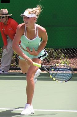 Caroline wozniacki  41/135