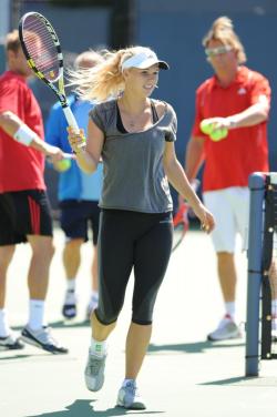 Caroline wozniacki  71/135