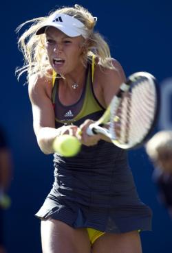 Caroline wozniacki  74/135