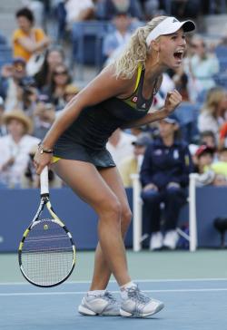 Caroline wozniacki  91/135