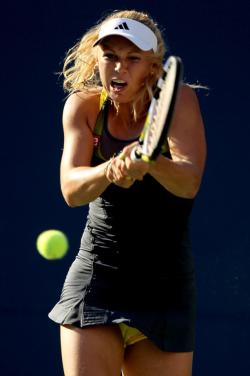 Caroline wozniacki  93/135