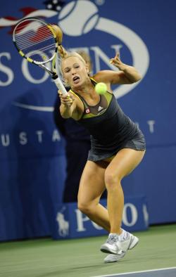 Caroline wozniacki  101/135