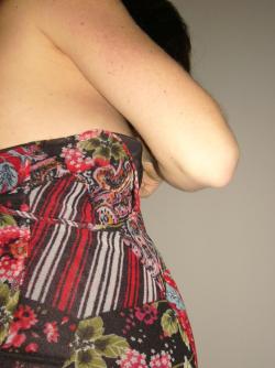 Amateur beauty pregnant  wife 16/32