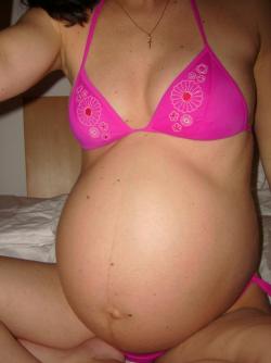 Amateur beauty pregnant  wife 28/32