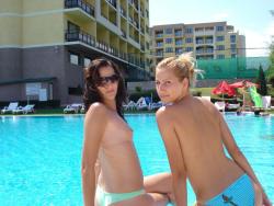 Italian beauty girls together on vacation 2/19