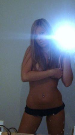 Sexy blonde teen selfshot  125/129