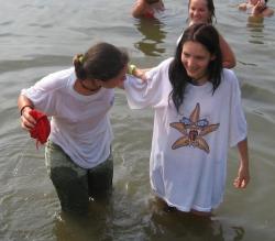 Funny girls on lake in wet shirts 31/33