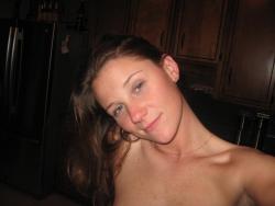 Sexy milf posing and fucking at home  25/91