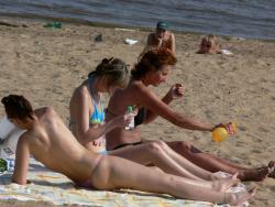 Spying on topless russian beach hottie (un)aware   22/32