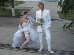 Bride and wedding pics - just married 32/46