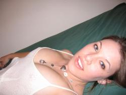 Happy amatuer posing at home 18/25