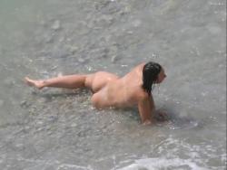 A good nudist beach makes me horny  34/50