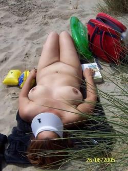 A good nudist beach makes me horny  45/50