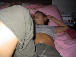Girlfriend sucking in the bed(57 pics)