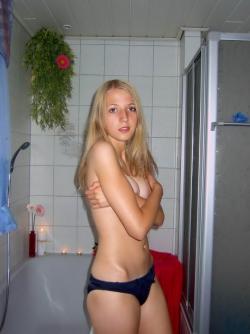 Russian blonde with small tits 41/59