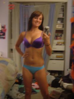 Selfshots - teen girl 46/75