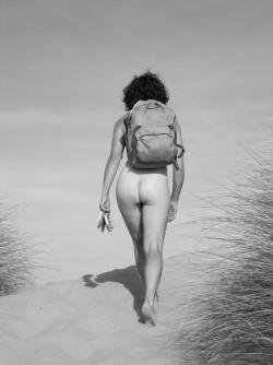 Nice topless on the beach 40/46