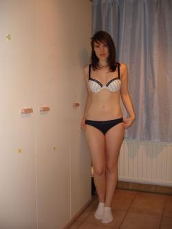 Girlfriend in underwear and naked 53/145