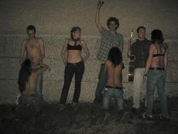 Pikotop - outdoor group sucking teengirls 26/59