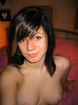Young hot and naked girl 18/51