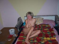 Blonde wife in new flat 27/48