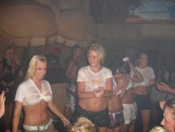 Pikotop - hot naked girls at party 132/197