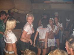 Pikotop - hot naked girls at party 136/197