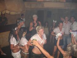 Pikotop - hot naked girls at party 152/197