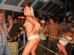 Pikotop - hot naked girls at party 182/197