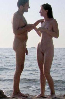 Nudist couples in public 11/15