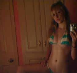 Young blonde selfshots 22/150