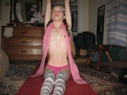 Rebecca does yoga with her dildo ! 42/46