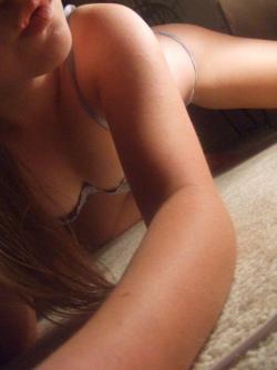 Young blonde selfshots 135/150