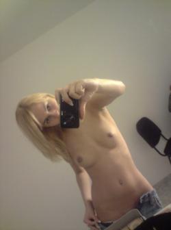 Cute blonde dressed and undressed selfshot 14/24