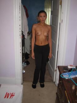 Naked asian wife 207/470
