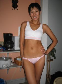 Naked asian wife 451/470