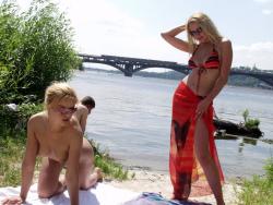 Nude girls by the river - 06 12/66