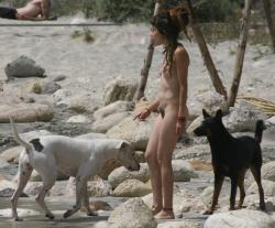 Naturist hippie young girl on a beach in spain  18/18