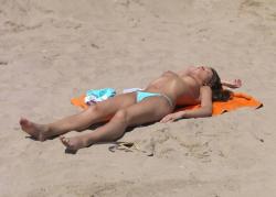 Exclusive cute girl beach candid 13/58