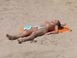 Exclusive cute girl beach candid 14/58