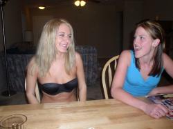 Drunk college girl(55 pics)