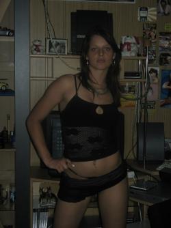Pikotop - very sexy german brunette(12 pics)
