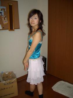 Shaved pussy of young asian girl 363/493