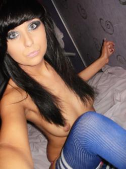 Selfshots - amateur girl 3/96