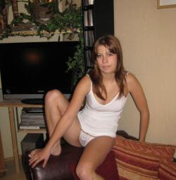 Cindy - amateur teen in white thong 15/62