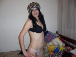 Veronica - amateur slut from argentina bathing 15/23