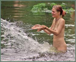 Young russians jump in for a swim naked 6/30