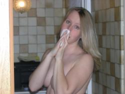 Kelly - amateur blonde teen 48/56