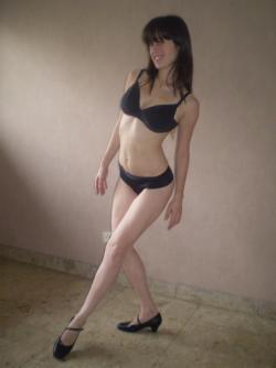 Karen - amateur teen from argentina in lingerie 26/33