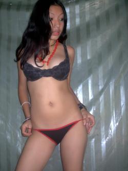 Carla - hot amateur form argentina 15/49